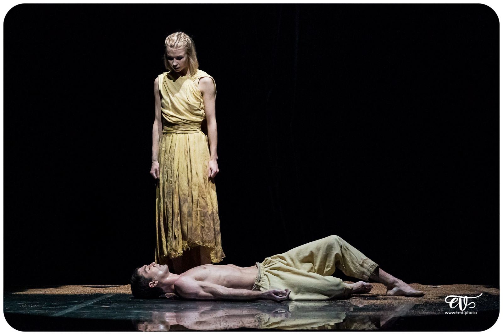 MY LAND (RECIRQUEL COMPANY)